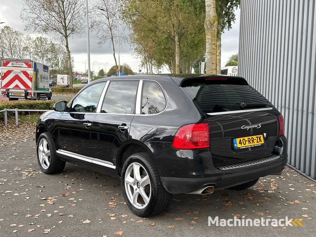 Porsche - Cayenne - 4.5 S - PKW - 2005