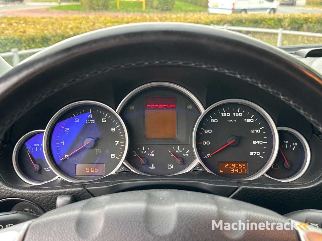 Porsche - Cayenne - 4.5 S - PKW - 2005
