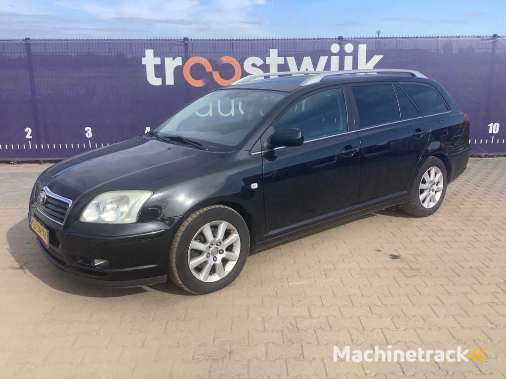 2006 - Toyota - Avensis Wagon - 2.2 D-4D Linea Luna - PKW