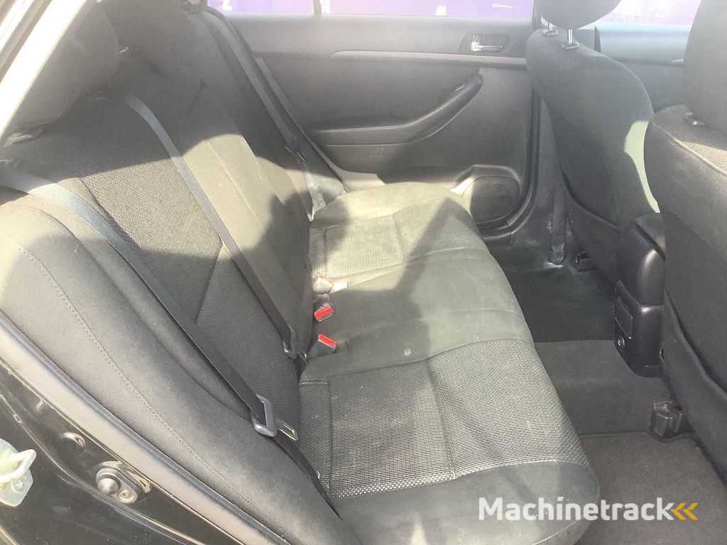 2006 - Toyota - Avensis Wagon - 2.2 D-4D Linea Luna - PKW
