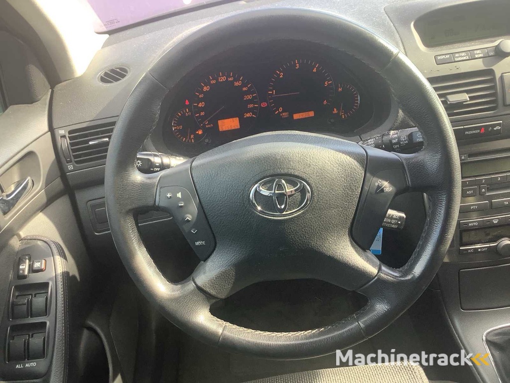 2006 - Toyota - Avensis Wagon - 2.2 D-4D Linea Luna - PKW