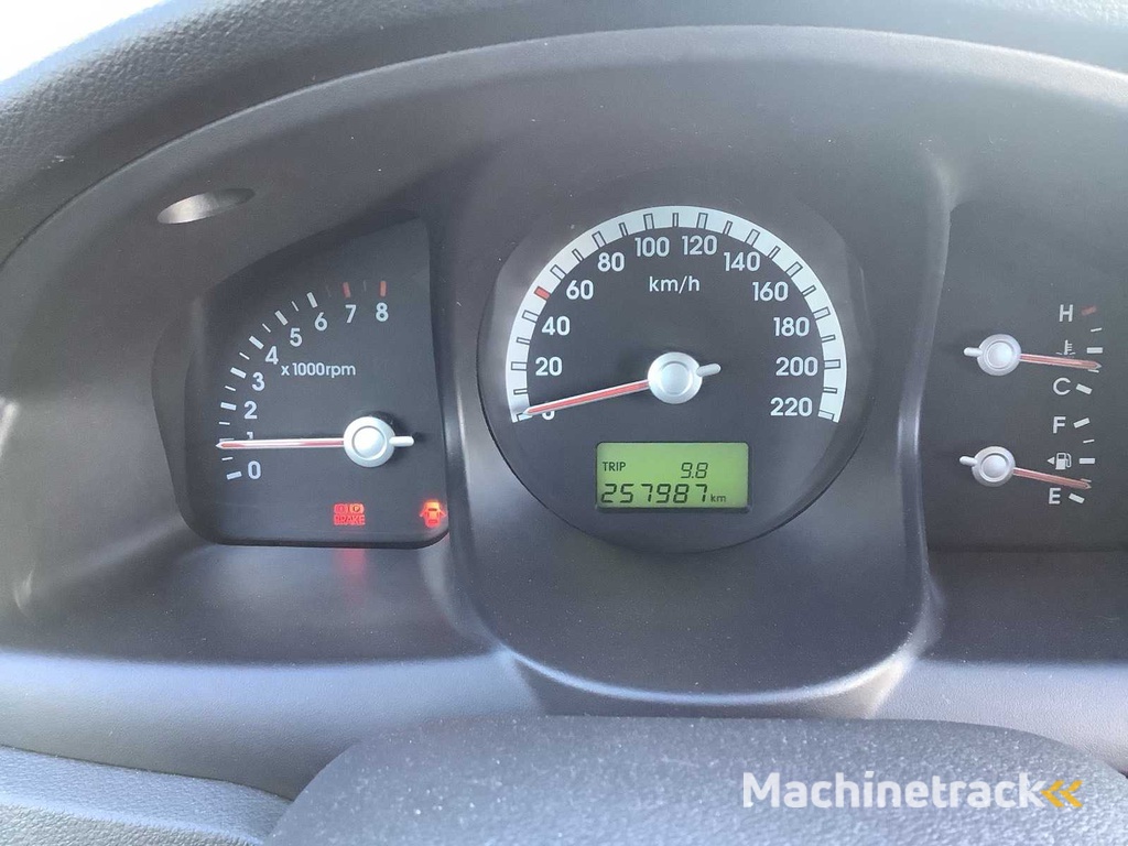 2005 - Kia - Sportage - 2.0 CVVT Executive - PKW