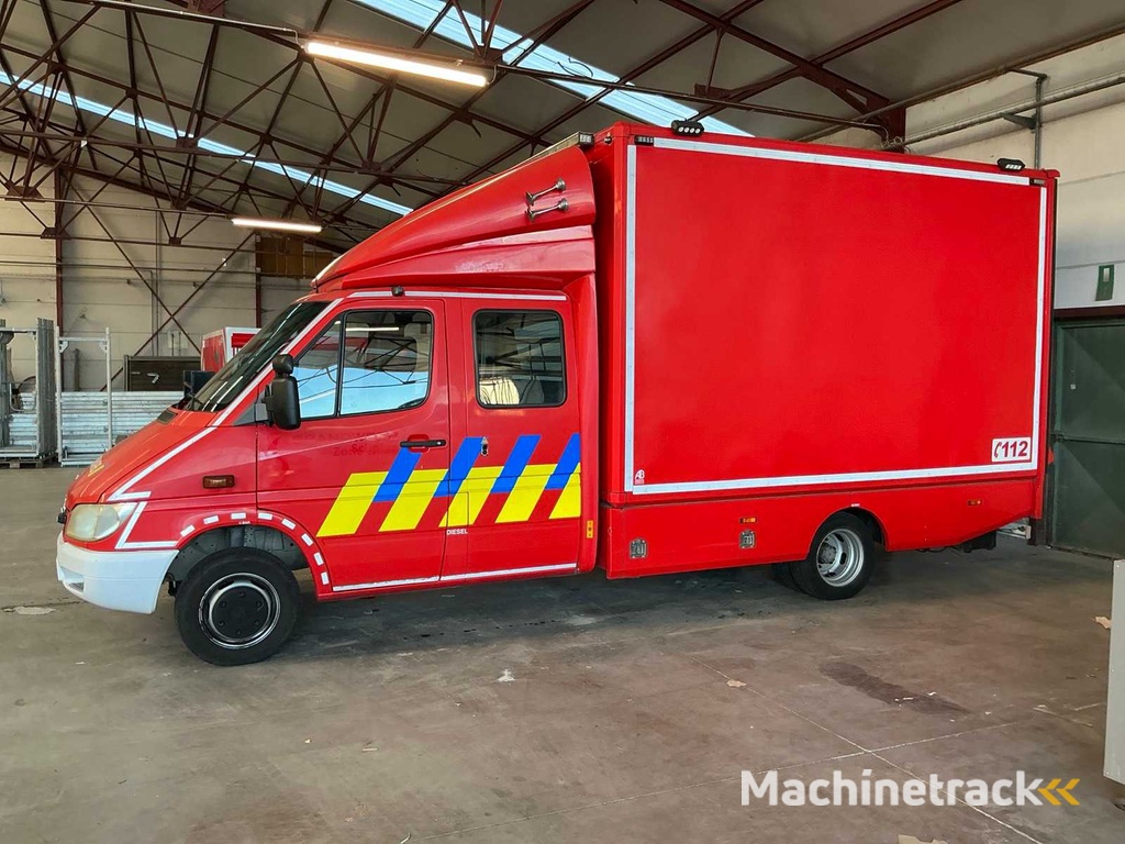 2003 Mercedes-Benz 416 CDI-E