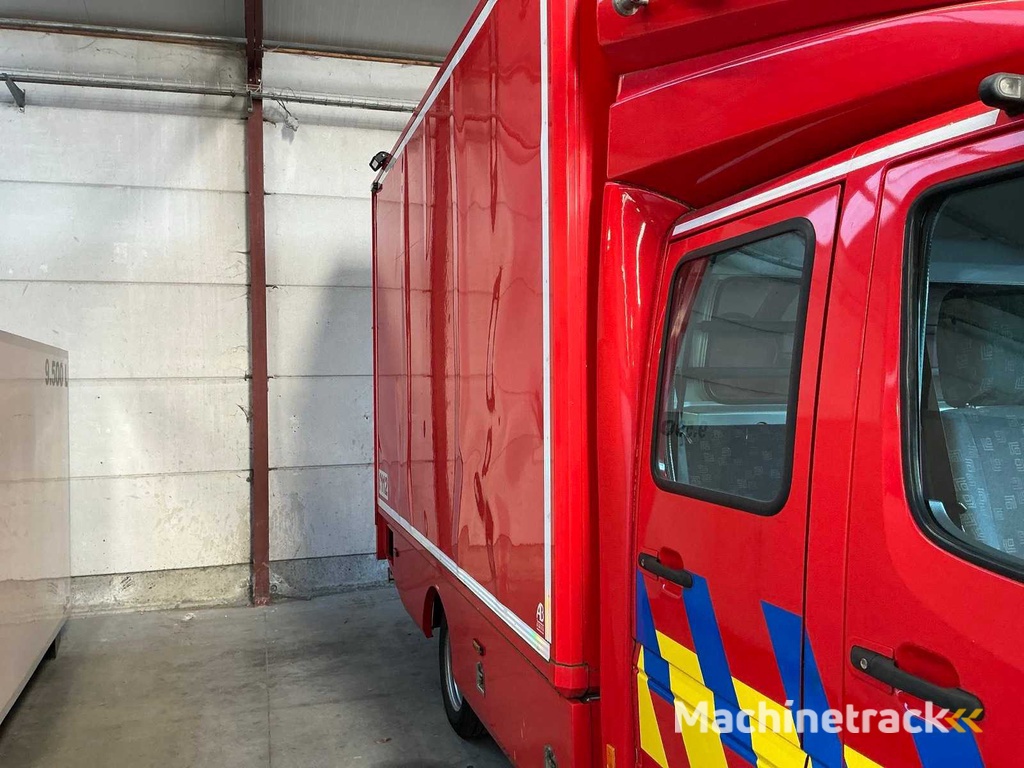 2003 Mercedes-Benz 416 CDI-E