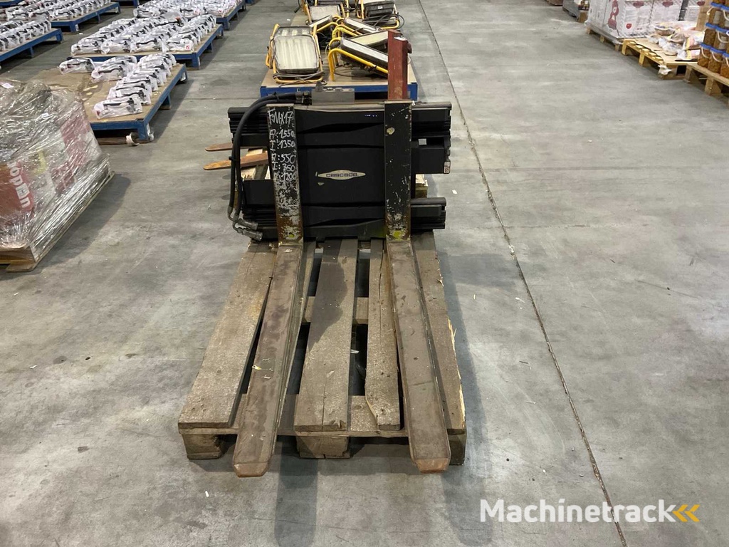 Cascade Heftruck lepels