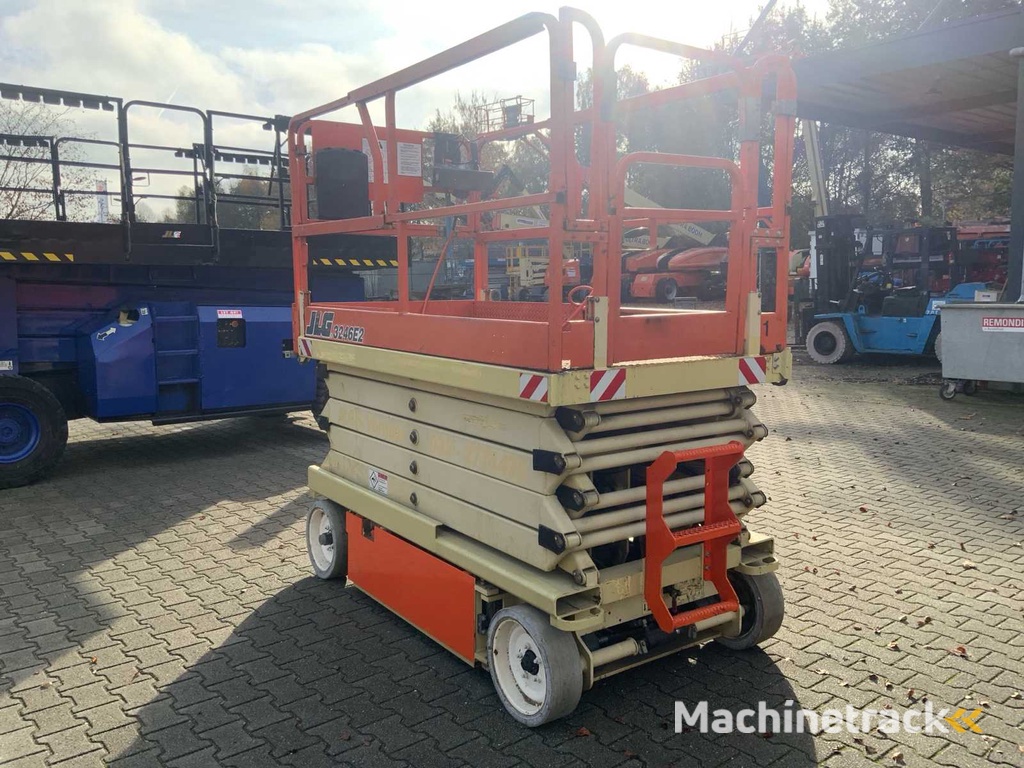 2001 JLG 3246-E2 Schaarhoogwerker