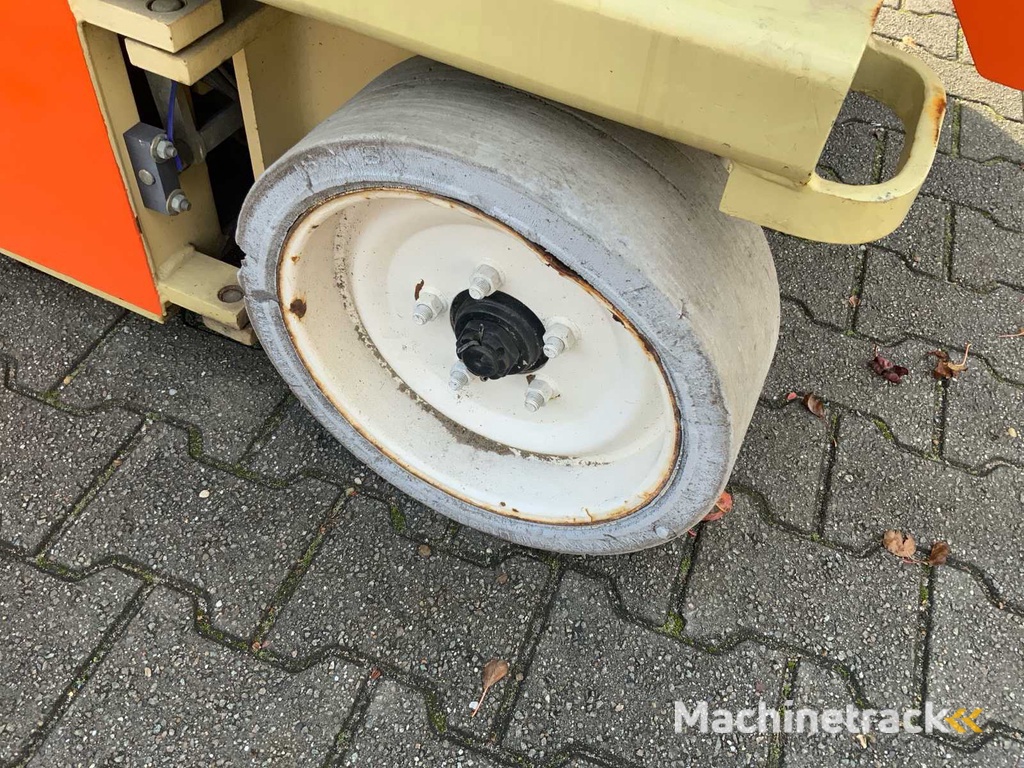 2001 JLG 3246-E2 Schaarhoogwerker