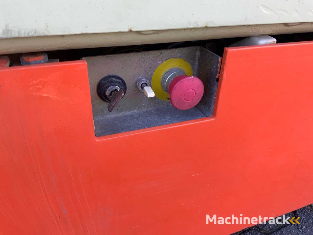 2001 JLG 3246-E2 Schaarhoogwerker