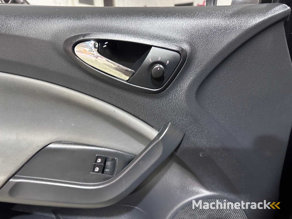 SEAT - Ibiza ST - 1.2 TSI FR - J-980-RR