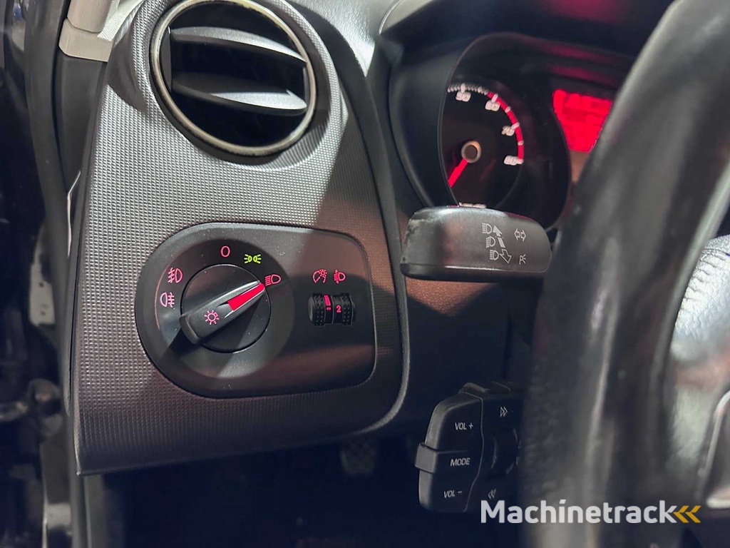 SEAT - Ibiza ST - 1.2 TSI FR - J-980-RR