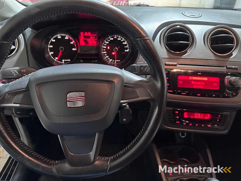 SEAT - Ibiza ST - 1.2 TSI FR - J-980-RR