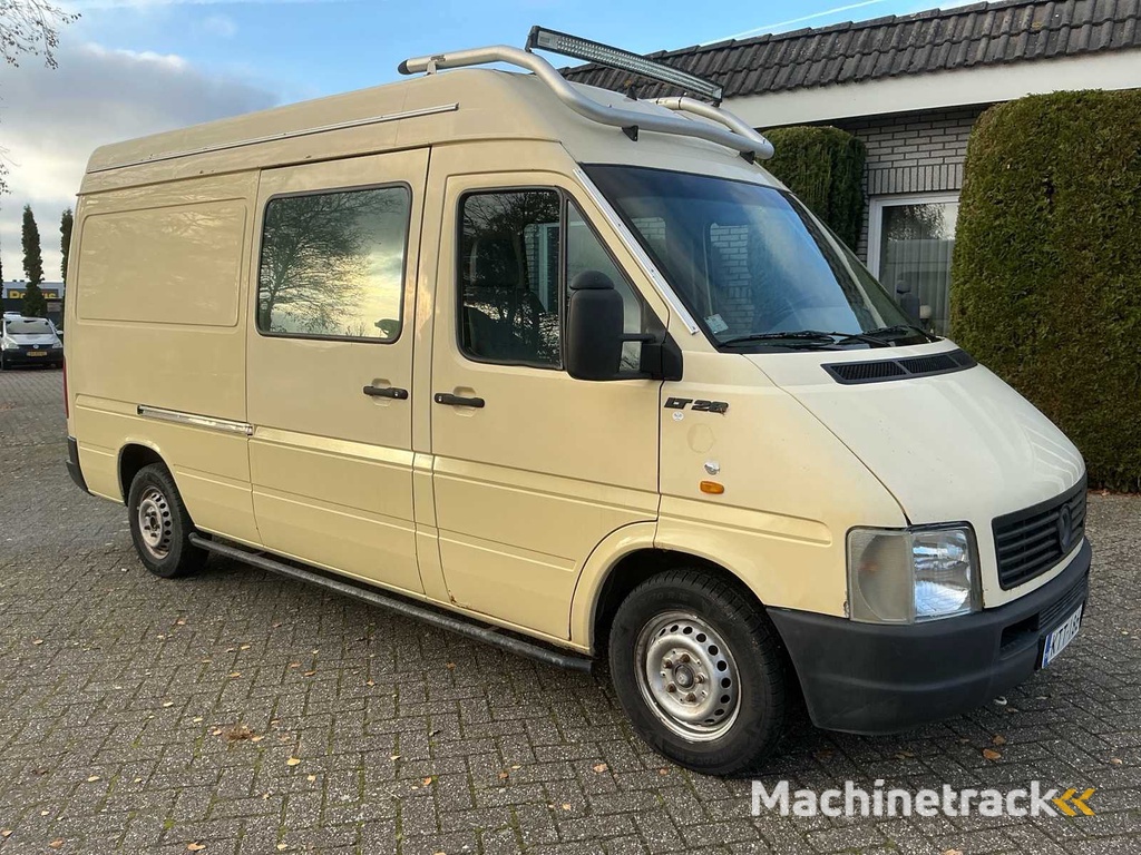 Volkswagen LT28 Camper