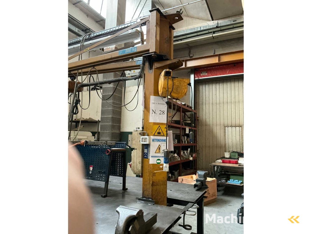 DONATI - Dubbele jib zwenkkraan