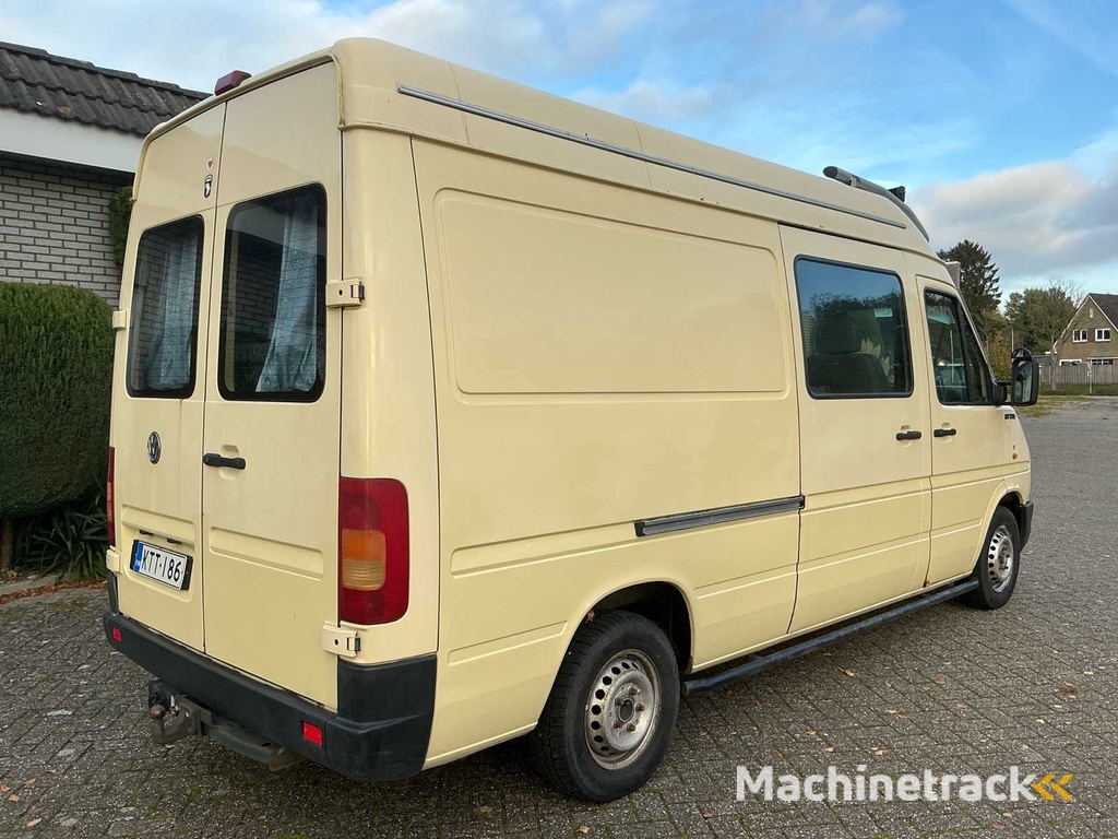 Volkswagen LT28 Camper