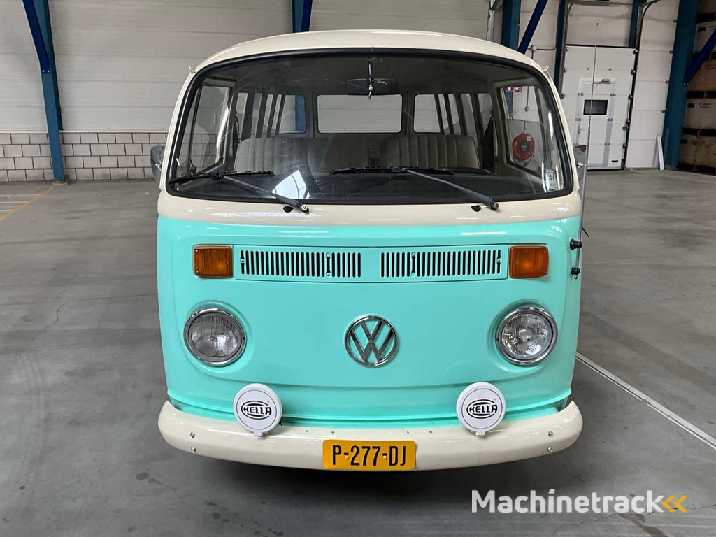 1989 Volkswagen T2 Passenger Bus