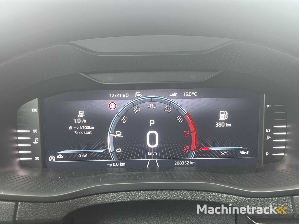 Skoda Karoq 1.5 TSI Sportline Business 2022 | N-246-ZT