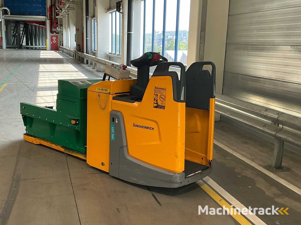 Jungheinrich - ERE225-TP - Battery changer - 2018
