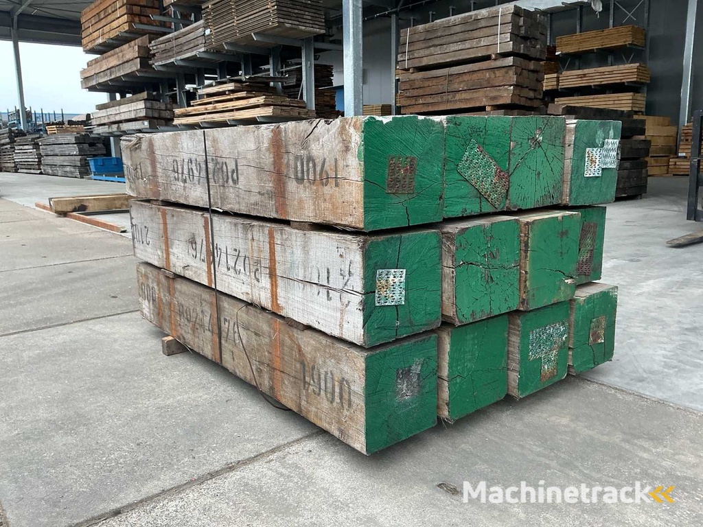 Gemixt Hardhout 1900x300x300 Bouwhout