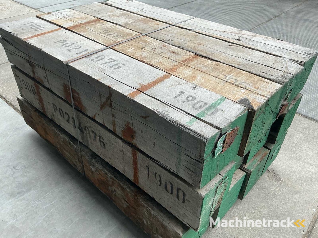 Gemixt Hardhout 1900x300x300 Bouwhout