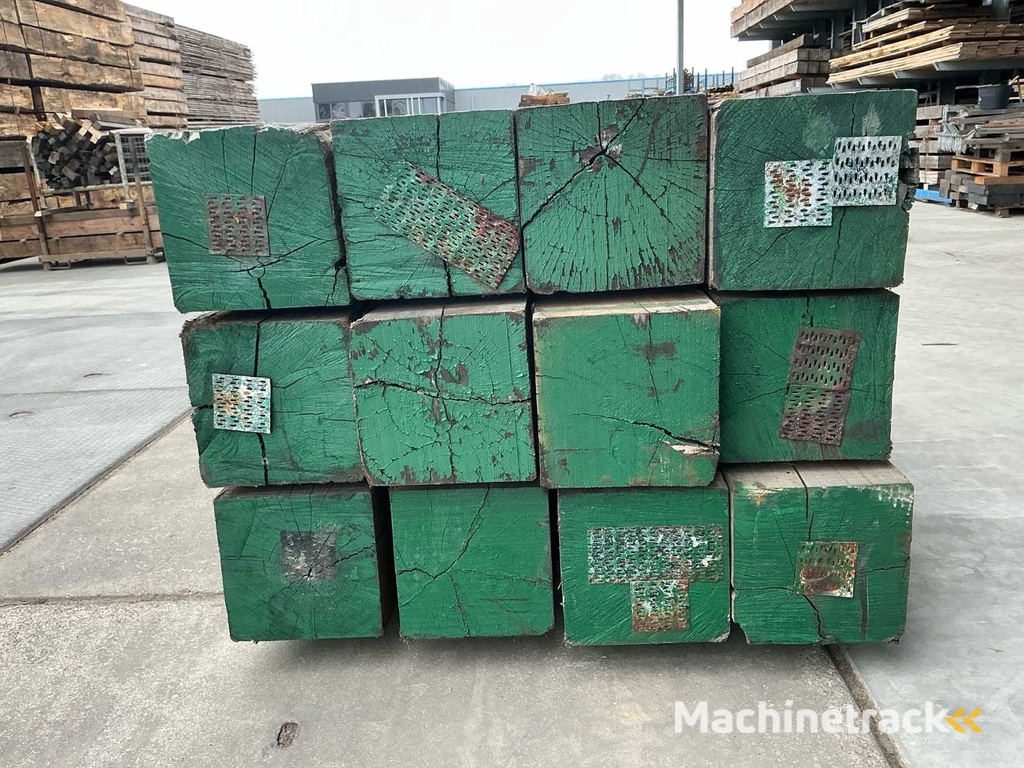 Gemixt Hardhout 1900x300x300 Bouwhout