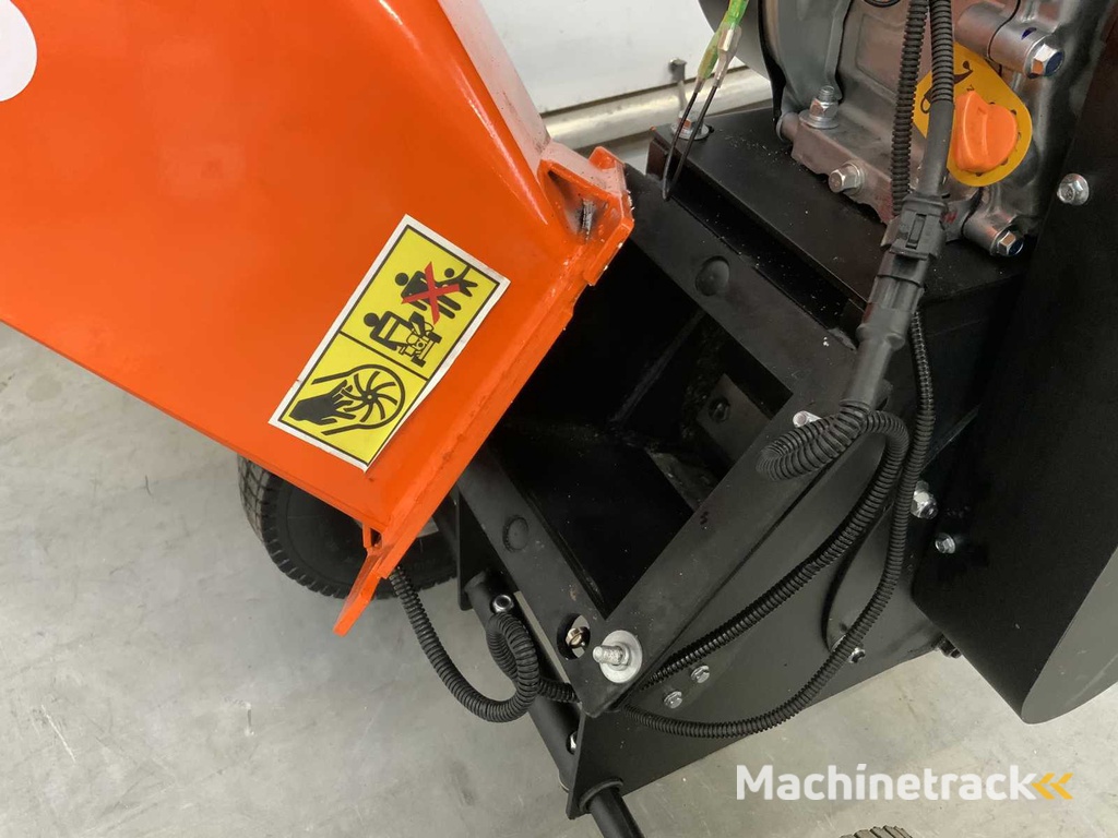 Daewoo - DWFWC230 - Wood Chipper - 2023