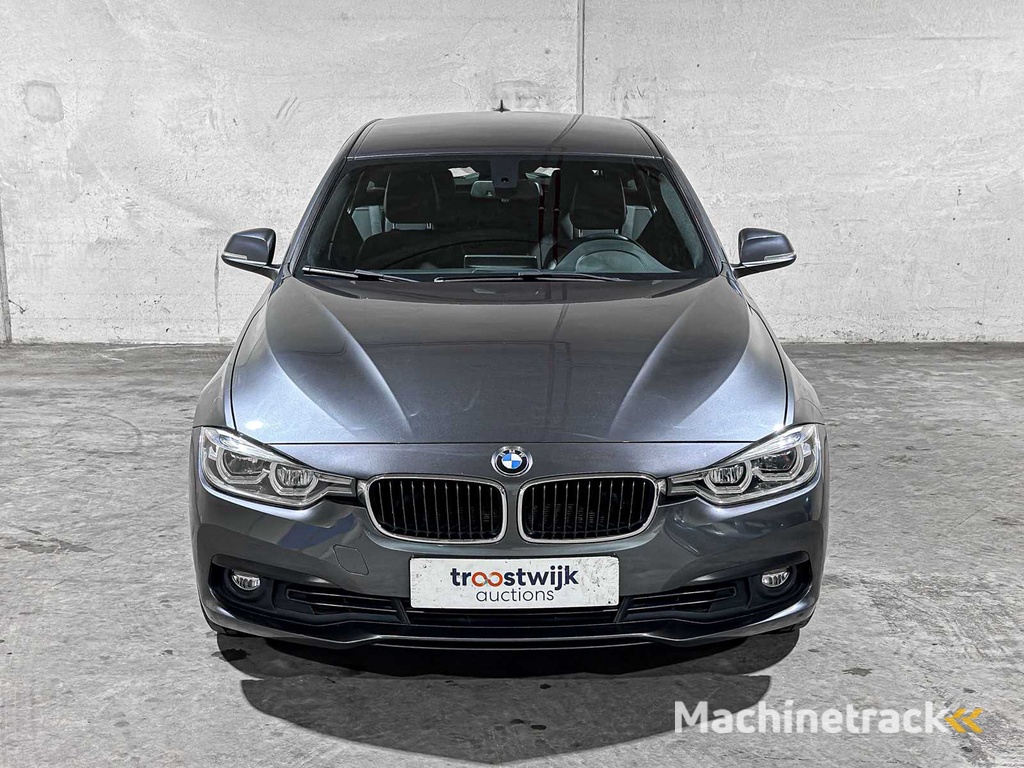 BMW 320i Automatik Centennial High Executive 184PS 2016 3er Touring, JR-371-D