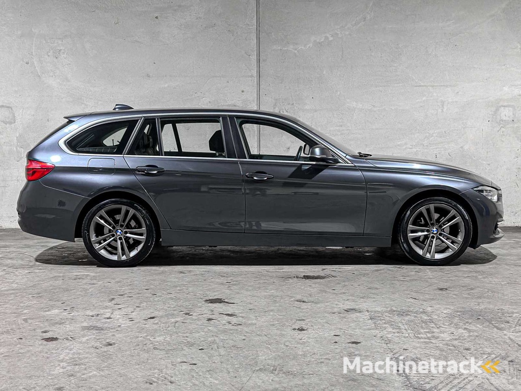 BMW 320i Automatik Centennial High Executive 184PS 2016 3er Touring, JR-371-D