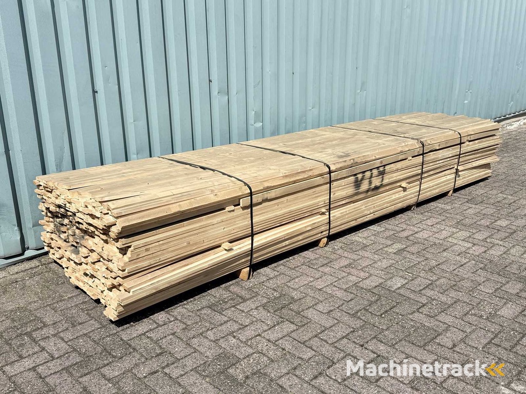 Vol pakket vuren houten latten