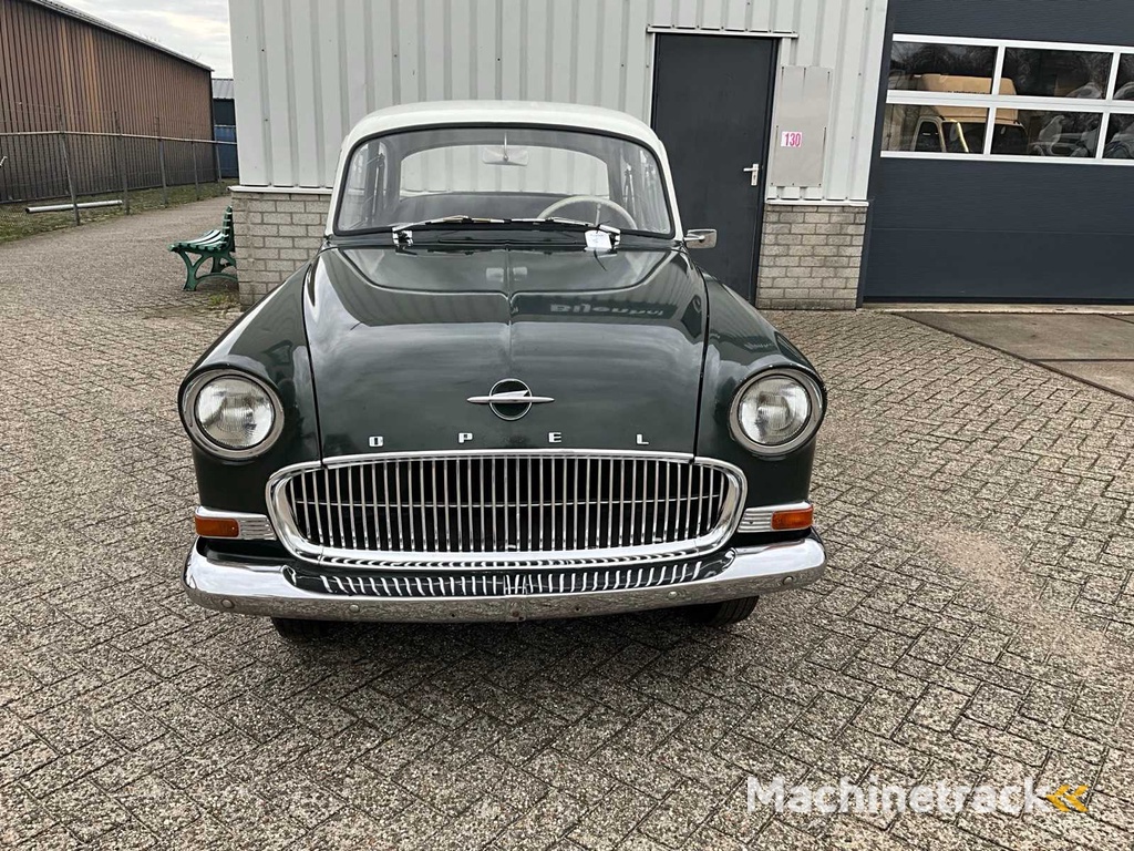 Opel Olympia /56 Oldtimer aus dem Baujahr 1956