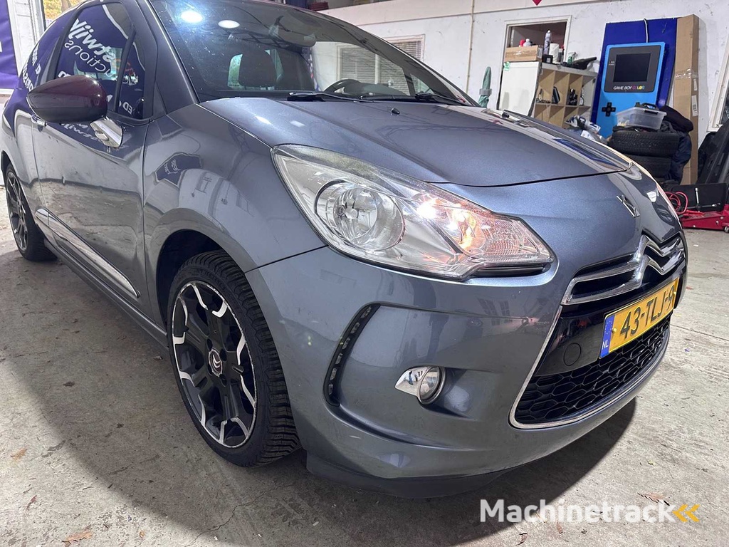 Citroen - DS3 - 1.6 e-HDi So Chic - 43-TLJ-9