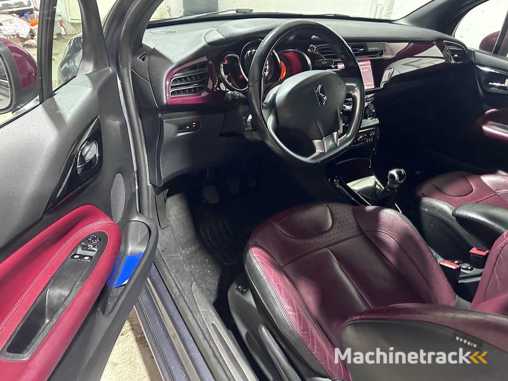 Citroen - DS3 - 1.6 e-HDi So Chic - 43-TLJ-9