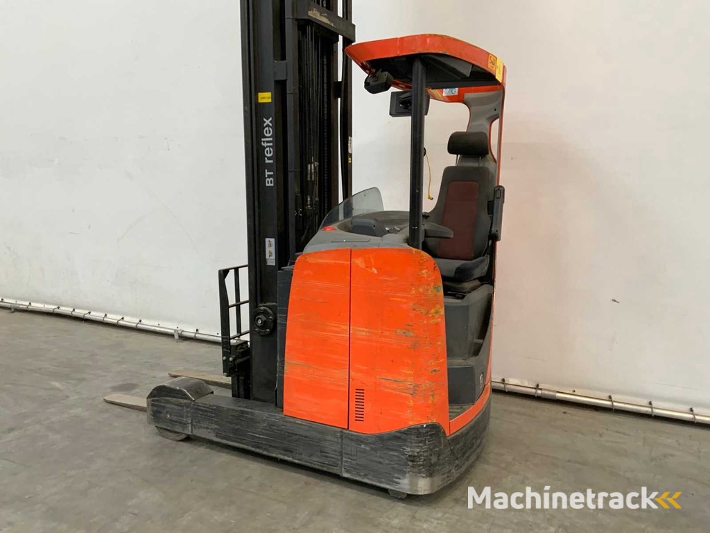 2010 BT RRE200E Reach truck