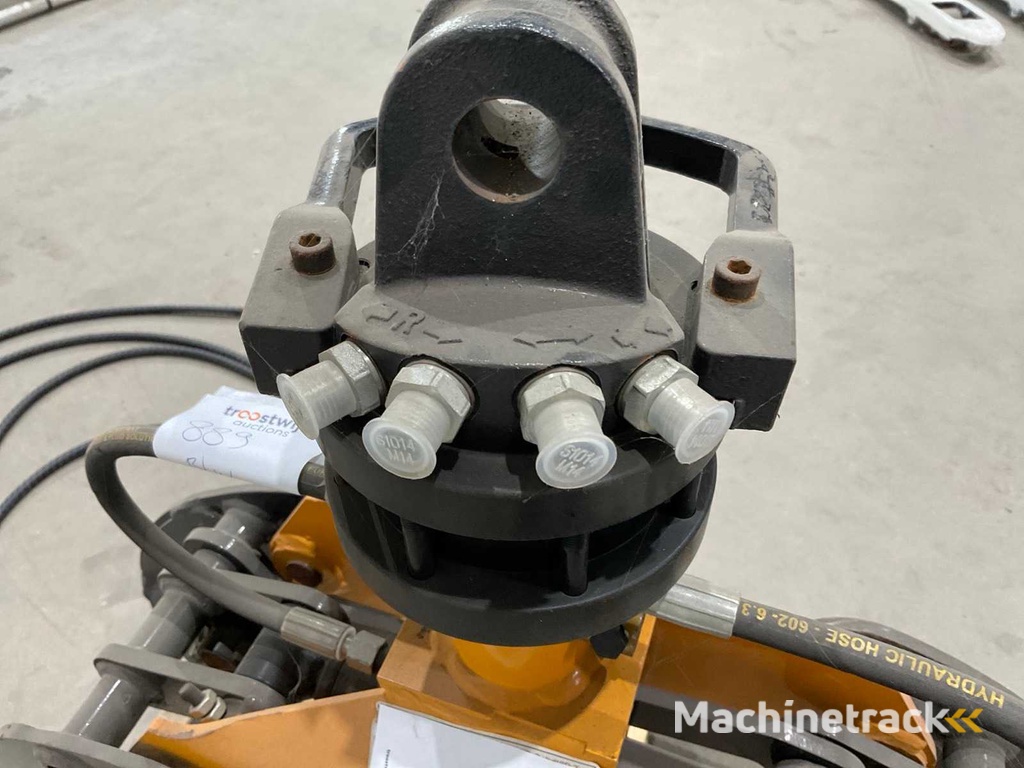 2023 Pinza per Legna CG800 Rotary Grapple