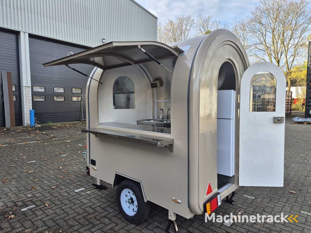 Food truck brown - 2025