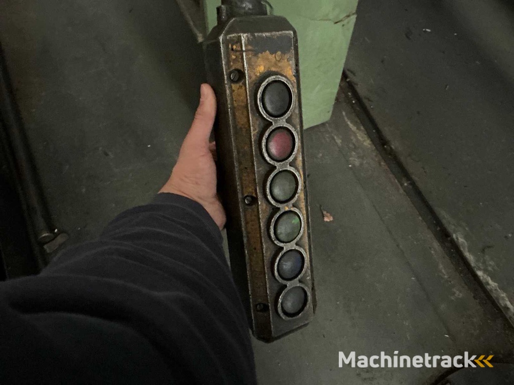 Zwenkkraan met kolom