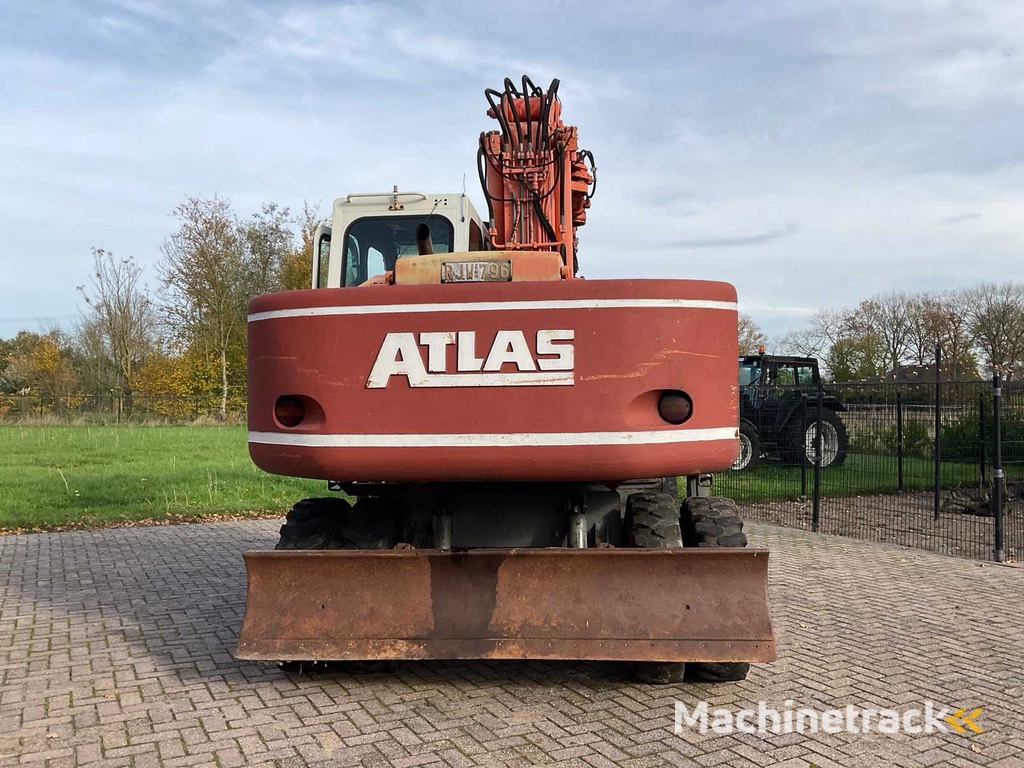 1996 Atlas 1404 Banden graafmachine