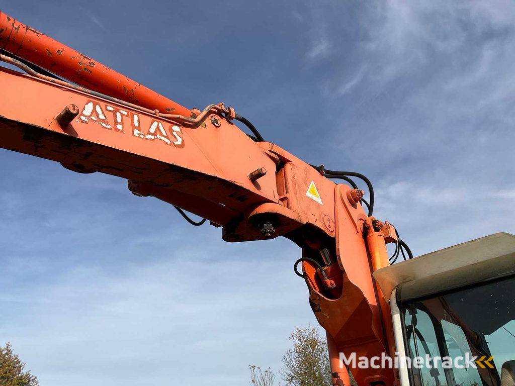 1996 Atlas 1404 Banden graafmachine