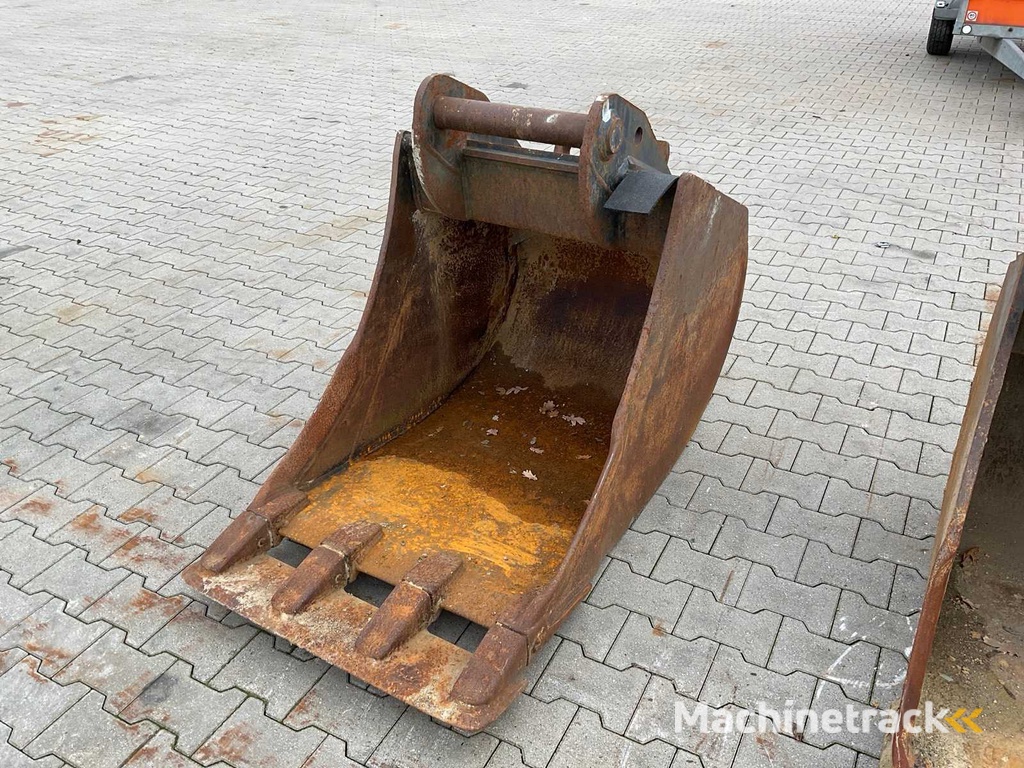 Excavator bucket SW10
