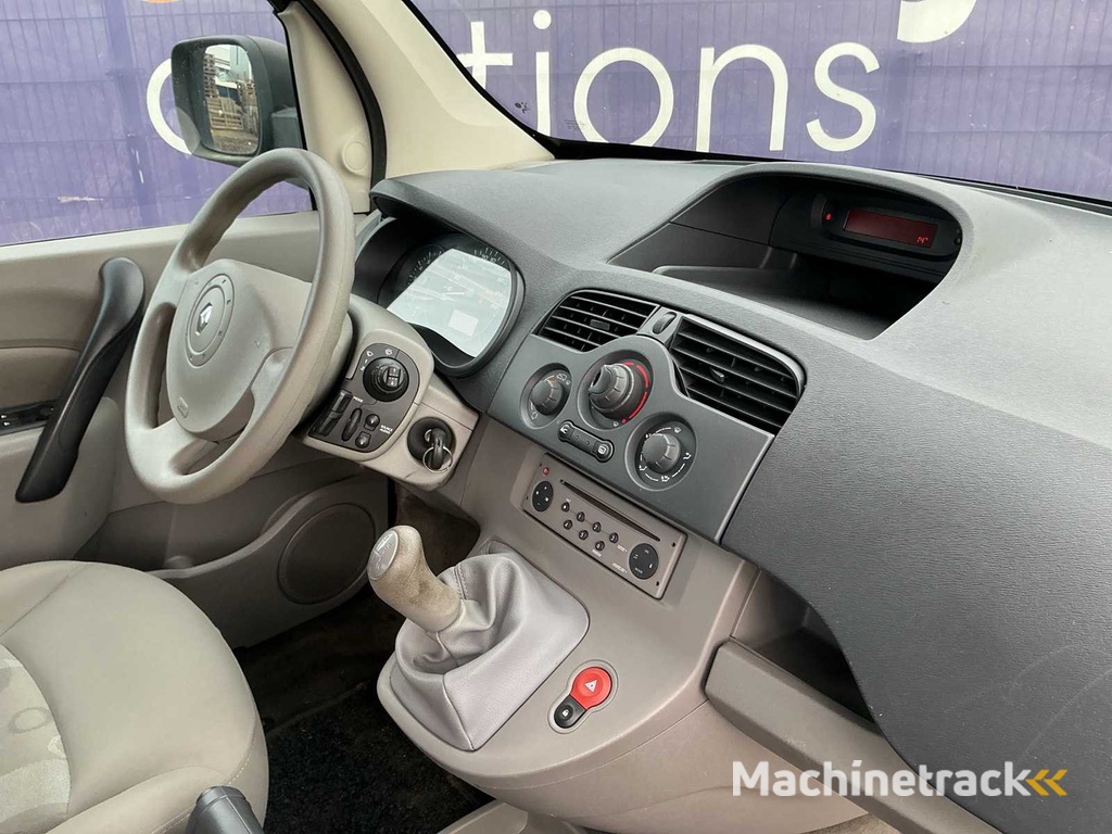 2009 - Renault - Kangoo Family - 1.6 Expression - Passenger car/wheelchair car