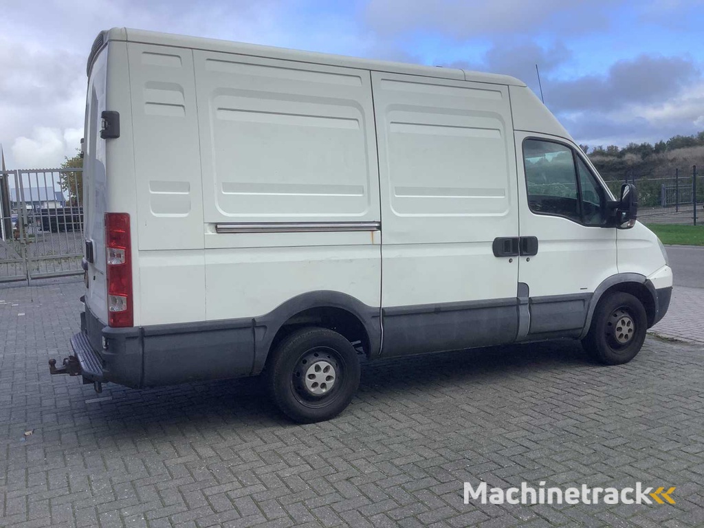 2007 Iveco Daily 29 L 10V 300 H2 L Nutzfahrzeug