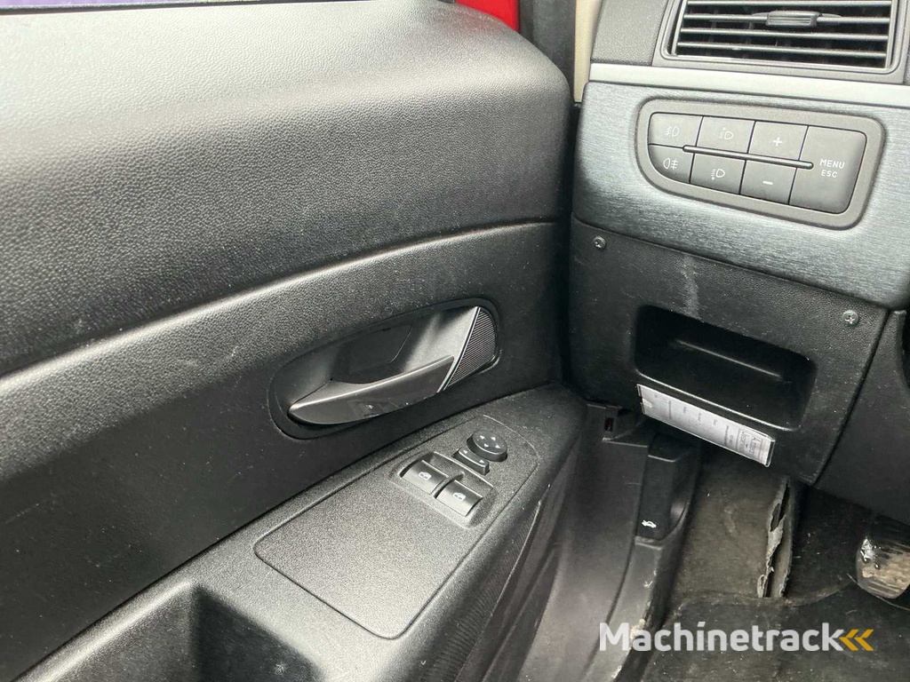 2007 - Fiat - Grande Punto - 1.4-16V Sport - Auto