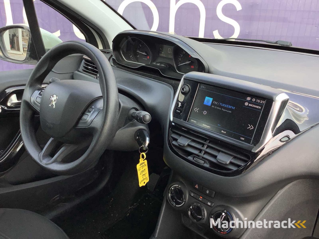 2019 - Peugeot  - 208 1.2 PureTech - Personenauto