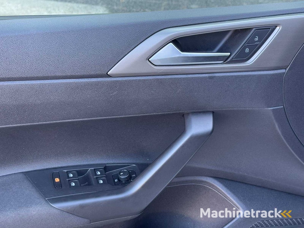 Volkswagen Polo 1.0 TSI Comfortline 2020 | J-271-RH