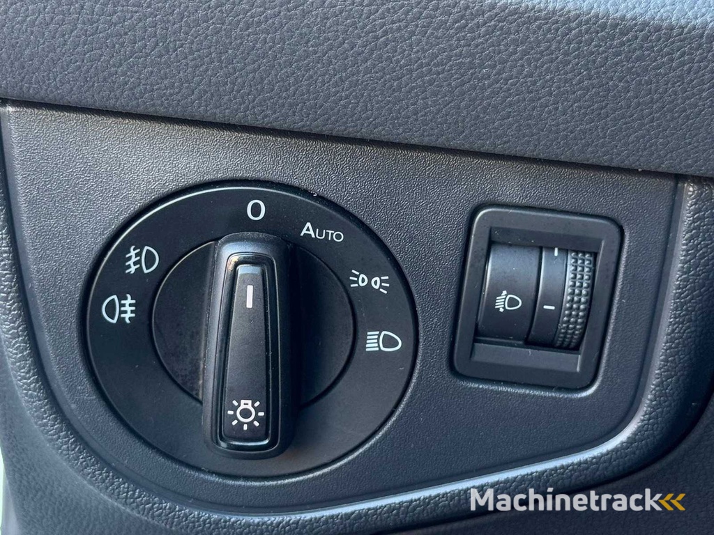 Volkswagen Polo 1.0 TSI Comfortline 2020 | J-271-RH