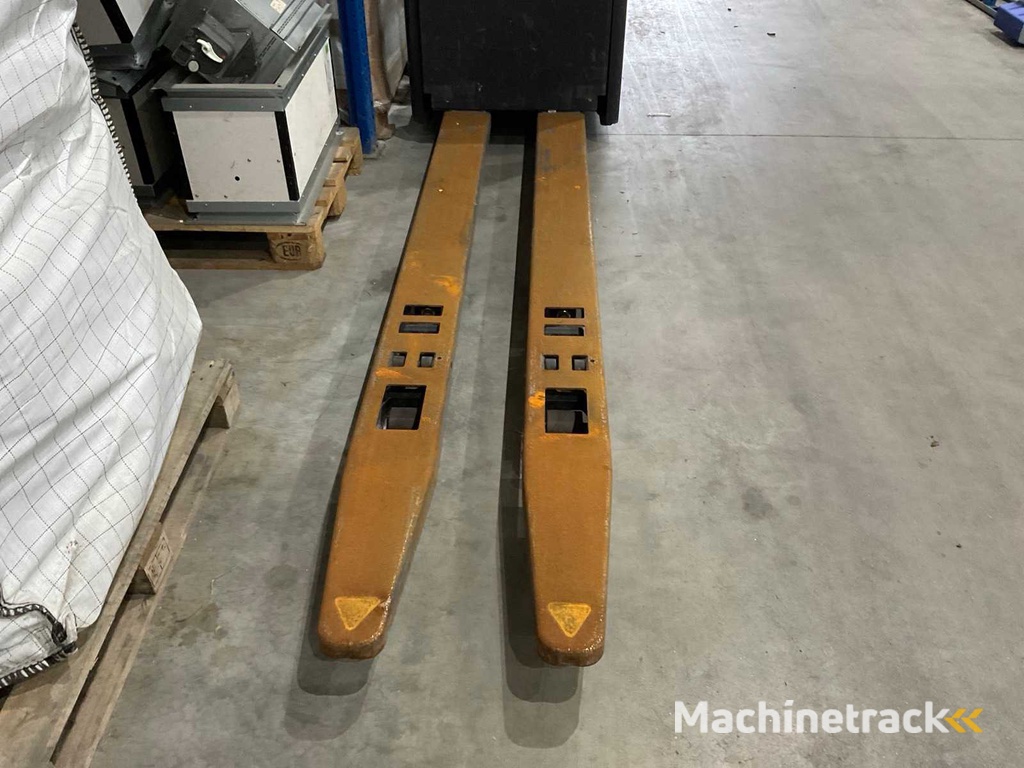 2017 Crown GPC 3020 Elektrische palletwagen