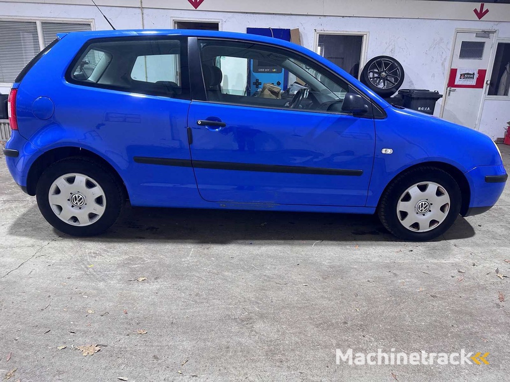 Volkswagen - Polo - 1.2-12V - 76-LB-BX