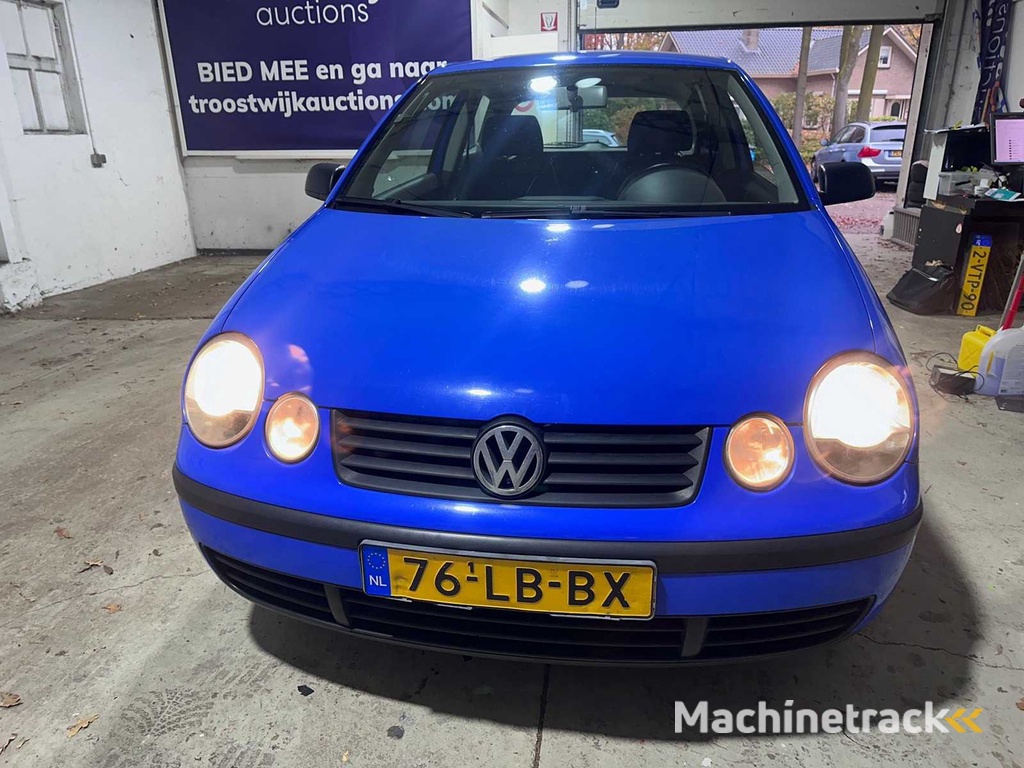 Volkswagen - Polo - 1.2-12V - 76-LB-BX