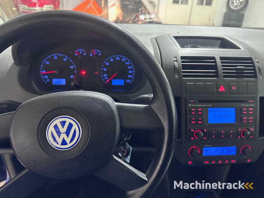 Volkswagen - Polo - 1.2-12V - 76-LB-BX