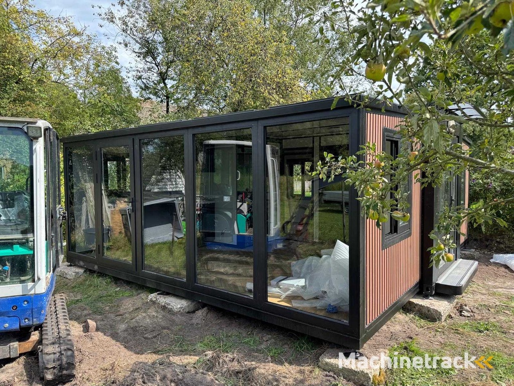 2025 Rhino Houses 36,5 m2 met glazen wand, 2 slaapkamers, badkamer en keuken Mobiele woonunit / Tiny house