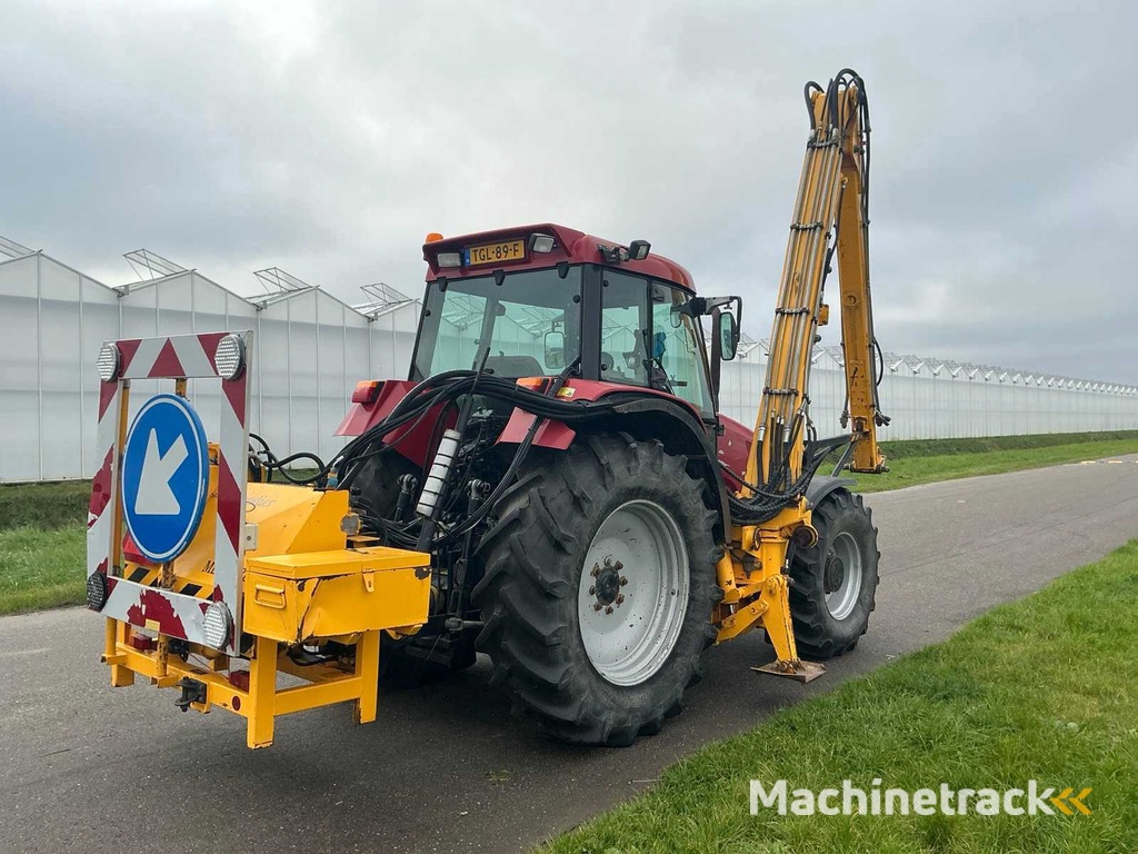 2002 Case IH CS110 Vierwielaangedreven landbouwtractor met Herder MBK503LS maaiarm